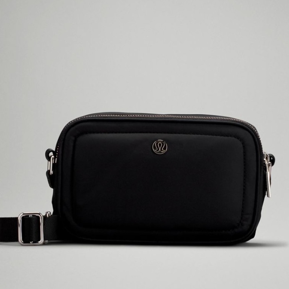 Lululemon Crossbody Camera Bag
